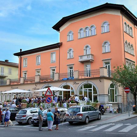 Albergo Roma Borgo Val di Taro Exteriér fotografie