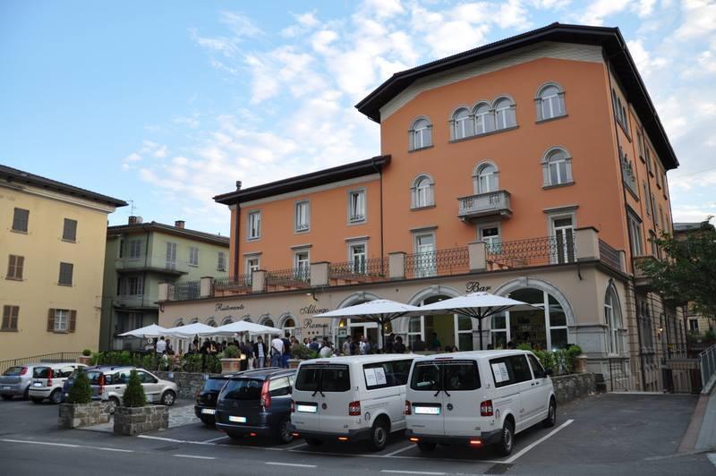 Albergo Roma Borgo Val di Taro Exteriér fotografie